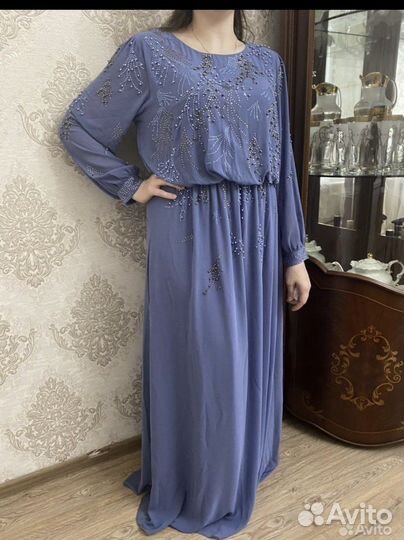 Вечернее платье