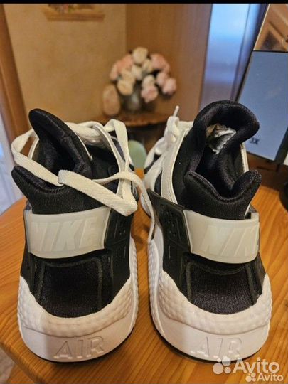 Кроссовки nike унисекс