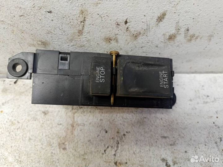 Кнопка Ауди A8 D3 4E