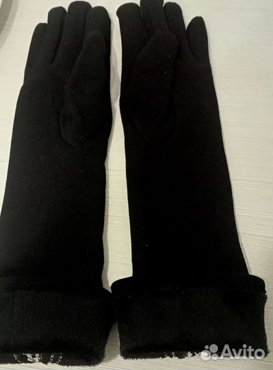 Перчатки женские, новые. Черные и красные