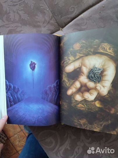 Раритетная книга Игра Престолов на английском