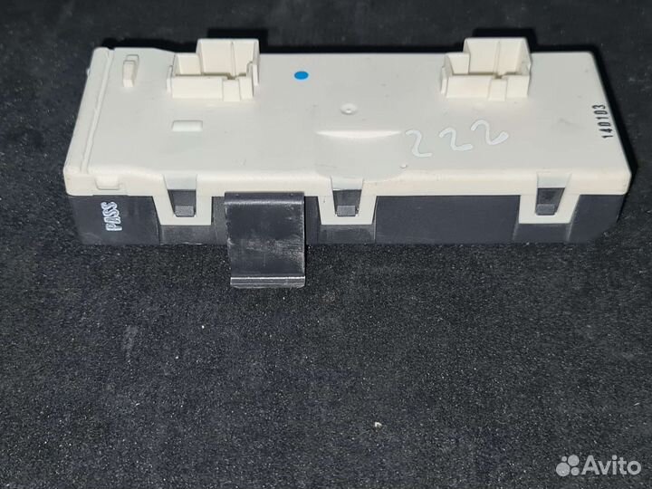 Блок управления крышкой багажника Mercedes W222