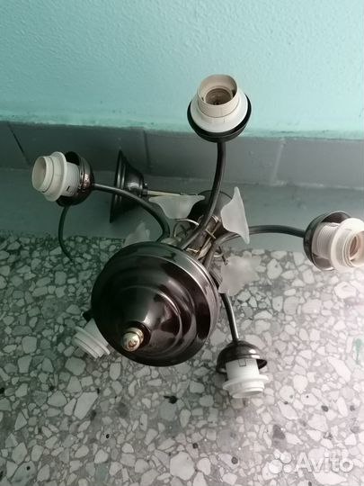 Люстра потолочная б/у