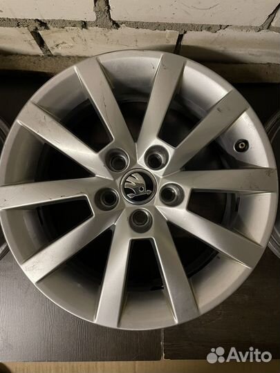 Литые диски шкода оригинал r15