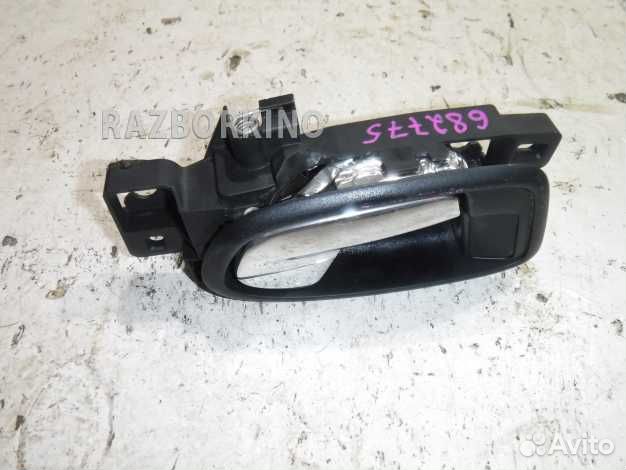 Ручка двери задней внутренняя правая