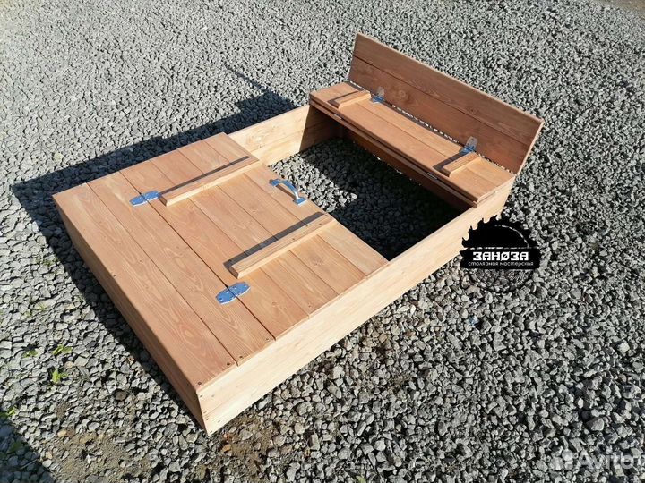 Детская песочница деревянная