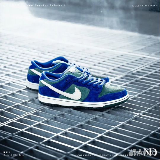 Nike SB Dunk Low 'Deep Royal Blue'