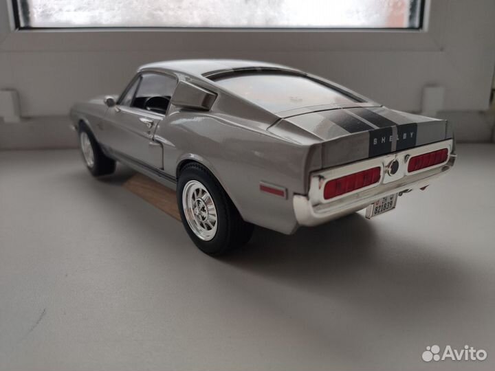 Ford Mustang Shelby GT-500KR 1968 1:18