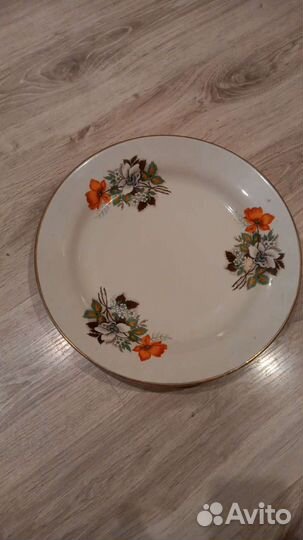 Блюдо фарфор