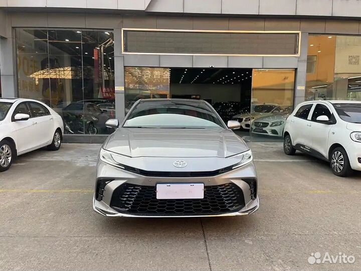 Toyota Camry 2.0 CVT, 2024, 10 км