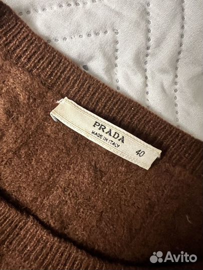 Свитер prada женский