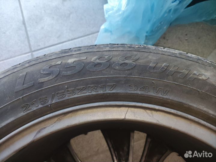 Landsail LS588 UHP 215/55 R17 94W