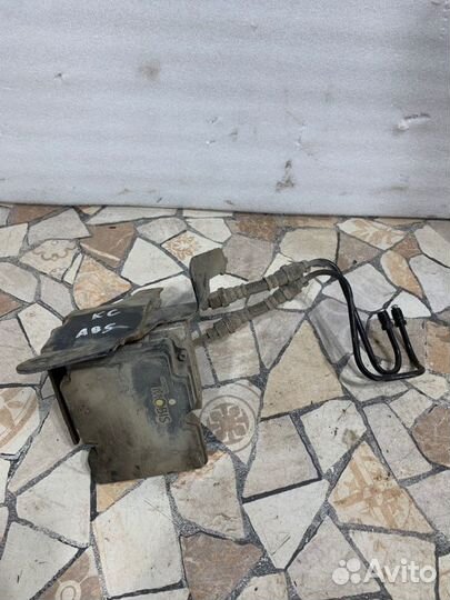 Блок ABS Kia Ceed Ed хэтчбэк 1.6 122 Л.C. 2010