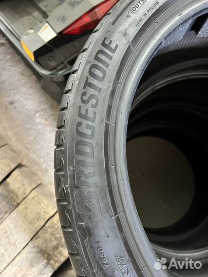 Bridgestone Turanza T005 255/40 R20