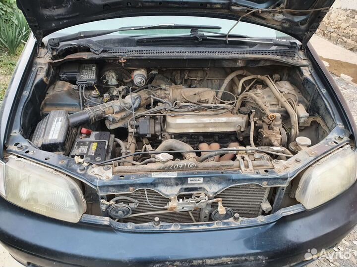 Деталь,запчасть к машине