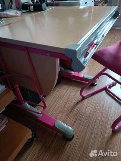 Растущая школьная парта и стул