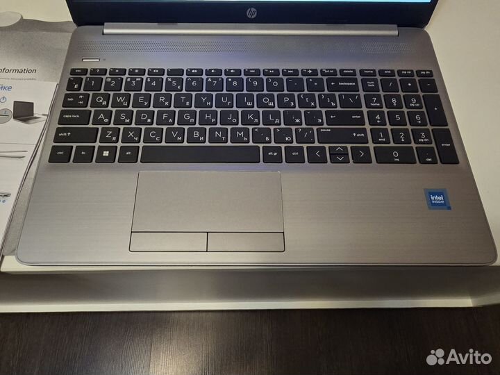 Ноутбук HP 250 G9 8\256Gb