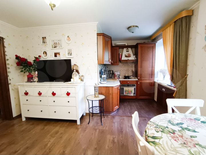 3-к. квартира, 58 м², 3/5 эт.