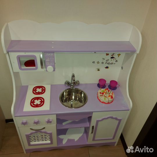 Детская деревянная кухня б/у