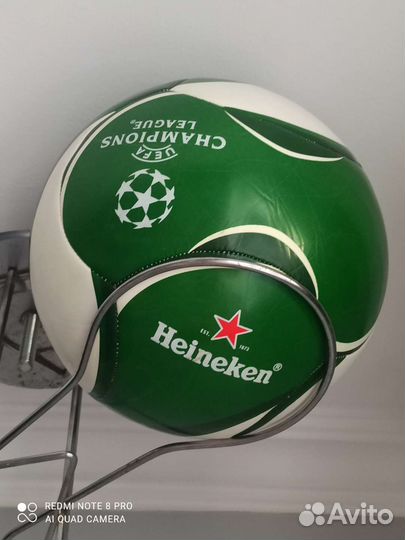 Футбольный мяч