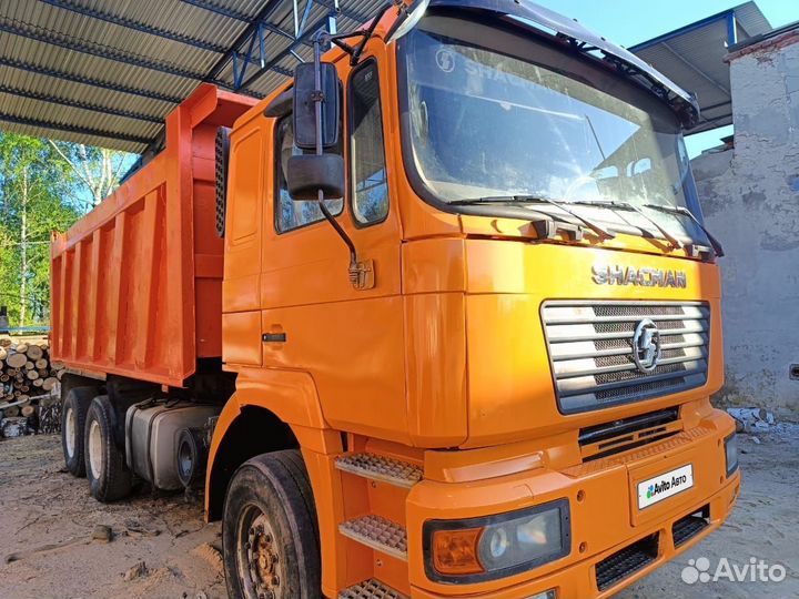 Shacman (Shaanxi) SX3256DR384, 2011