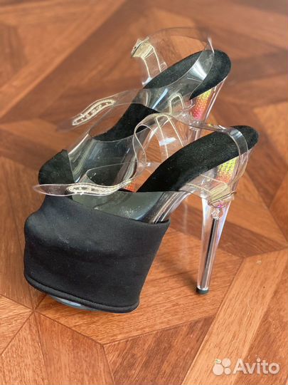 Стрипы pleaser 37