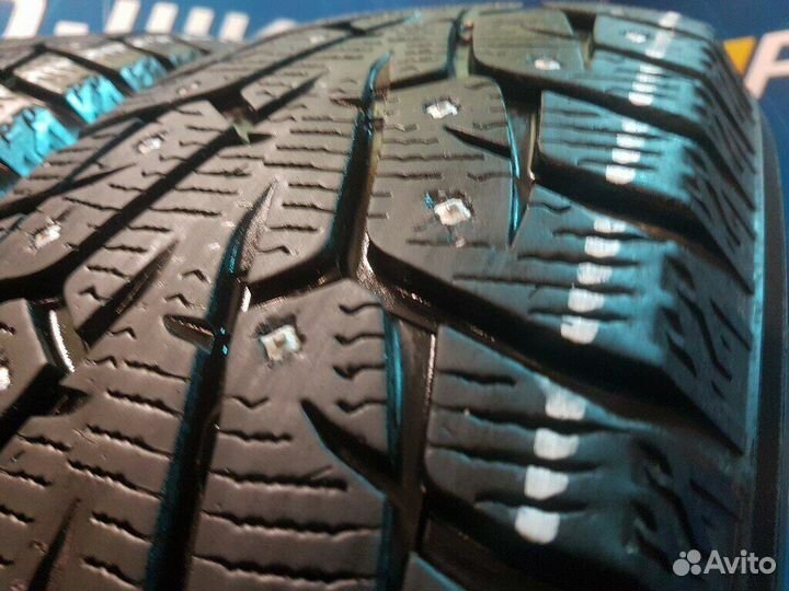 Yokohama Ice Guard IG55 215/60 R17