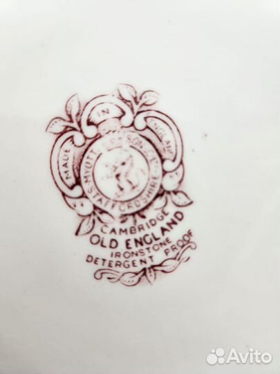 Тарелки, Англия