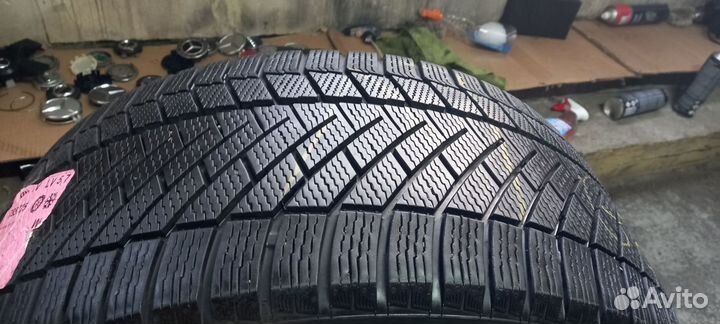 Continental ContiVikingContact 6 275/40 R21 107T
