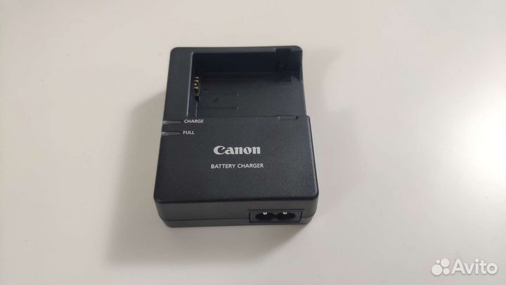 Зарядное устройство Canon LC-E8E для EOS 550D/600D