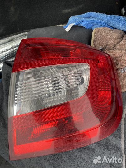 Задний фонарь правый