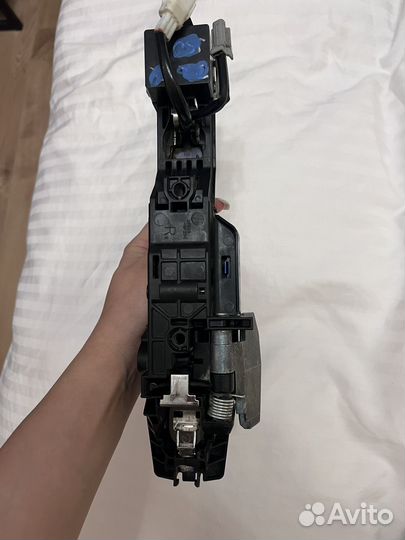 Ручка передняя правая infiniti m37/q70 Y51