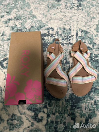 Сланцы женские Roxy 38