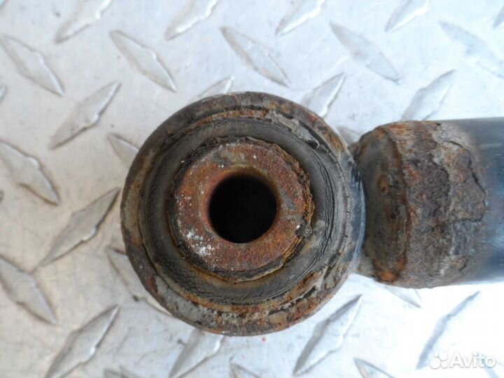 Амортизатор задний R Chevrolet Cruze J300