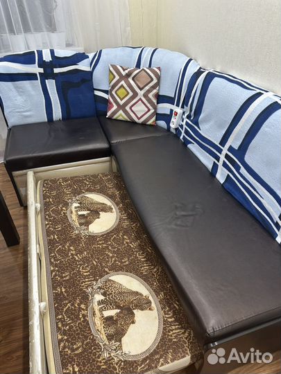 Кухонный уголок