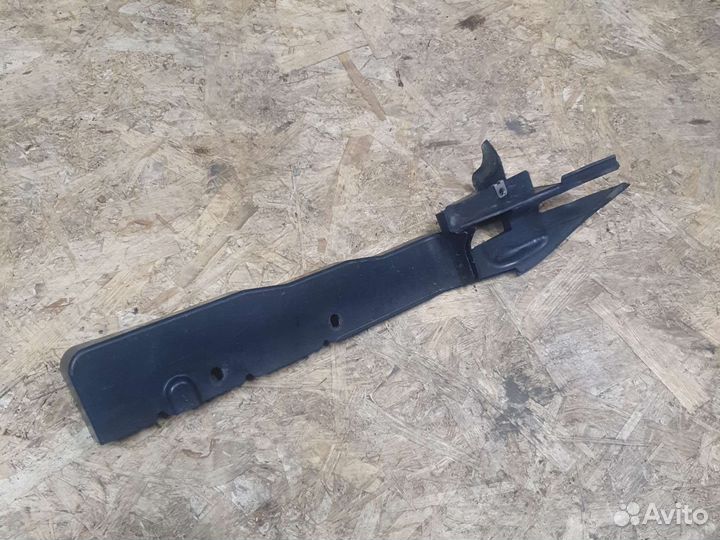 Накладка крыла левого правого форд фокус 2