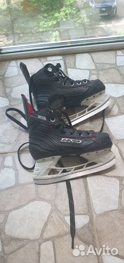Коньки хоккейные детские bauer NX 31размер