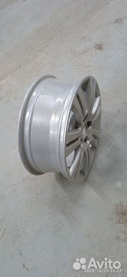 Литой дискR 16