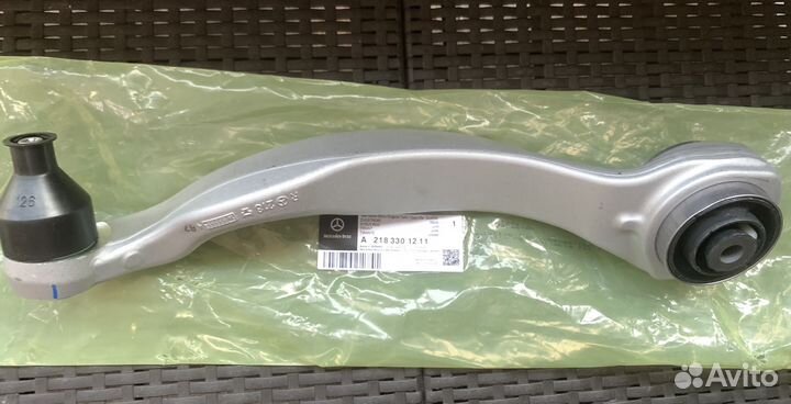 Рычаг R Mercedes-Benz CLS W218