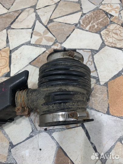 Патрубок воздушного фильтра Nissan Teana J32