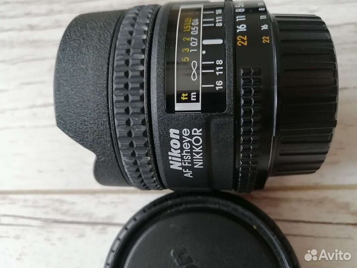 Объектив Nikon 16mm f/2.8D AF Fisheye-Nikkor