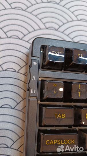 Механическая клавиатура беспроводная