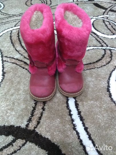 Сапожки для девочки