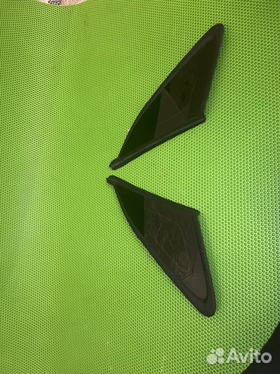 Форточка задняя правая Kia K5