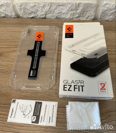 Защитное стекло Spigen на iPhone 14 pro max 1шт