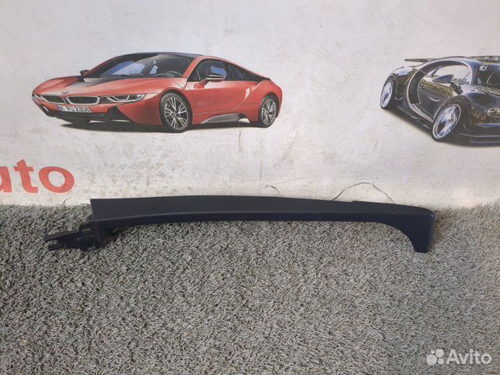 Накладка в салоне правая Toyota Corolla E210