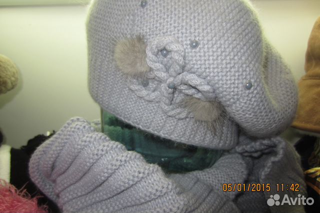 Зимние берет, шляпки, шапки с мехом