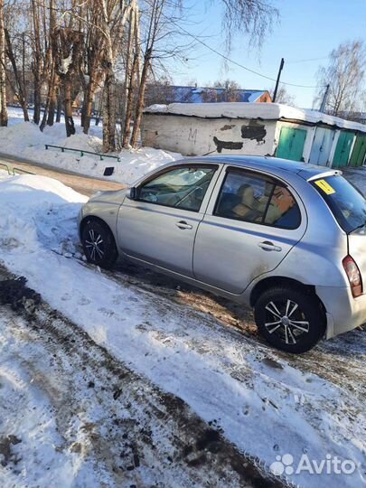 Nissan March 1.2 AT, 2003, 276 000 км