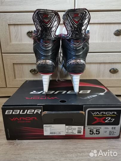 Коньки хоккейные