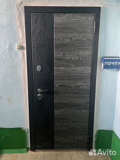 Дверь деревянная в комплекте бу